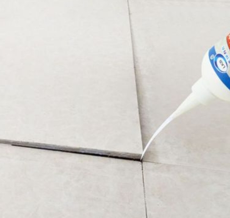 哈尔滨瓷砖空鼓维修公司分享卫生间瓷砖脱落的原因可能有以下几点